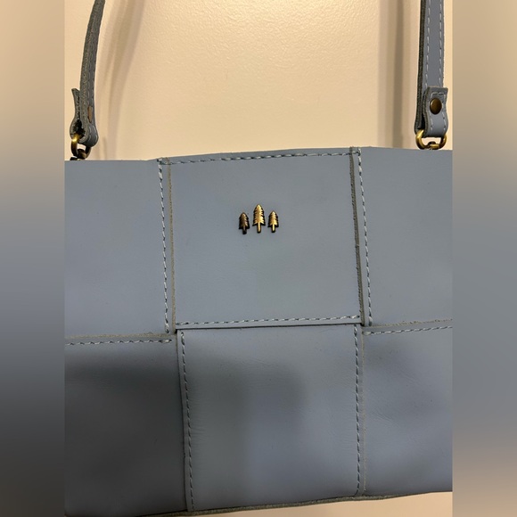 Like New Portland Leather Charolette Crossbody Bag in Glacier Blue - Picture 3 of 13